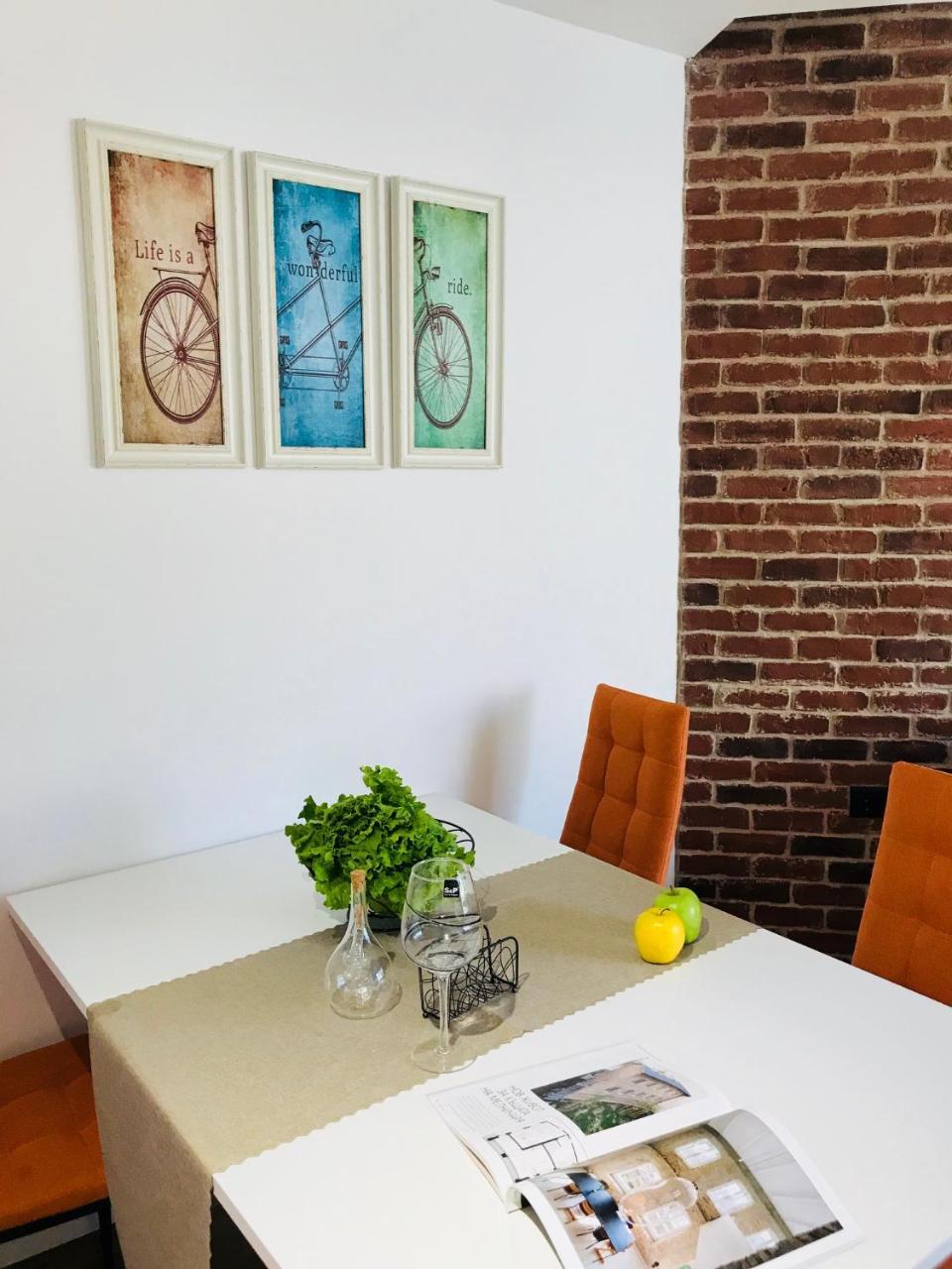 בורגאס Bright, Comfortable And Cozy Apartment מראה חיצוני תמונה