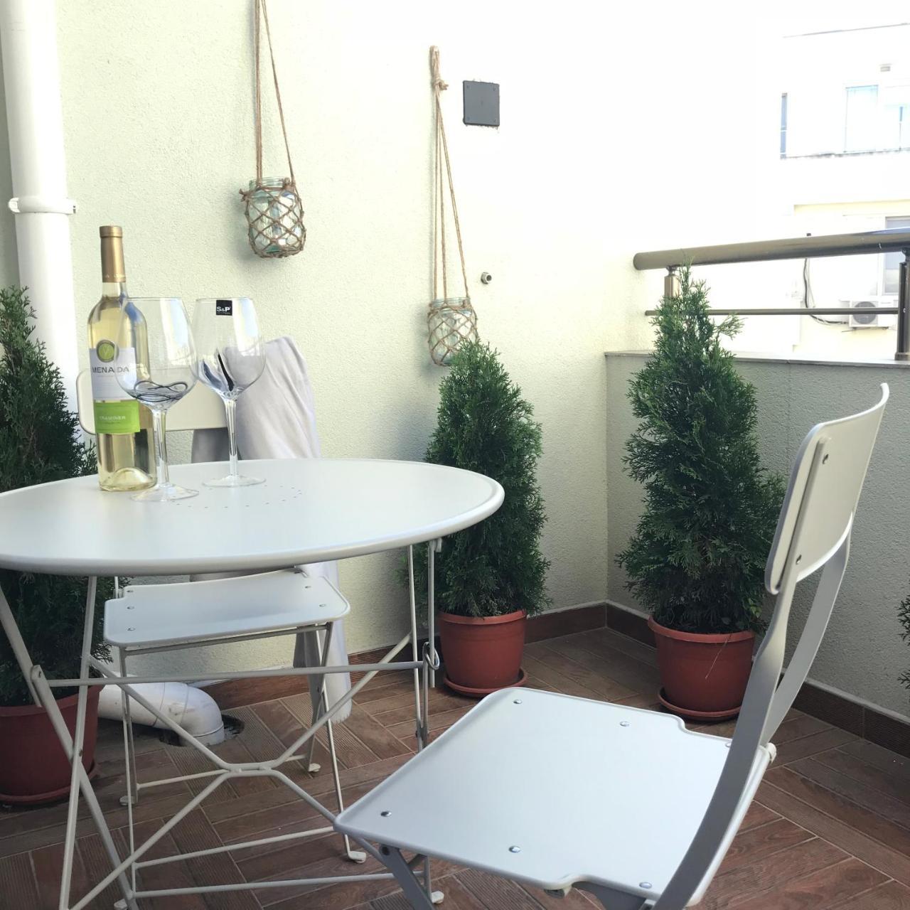 בורגאס Bright, Comfortable And Cozy Apartment מראה חיצוני תמונה