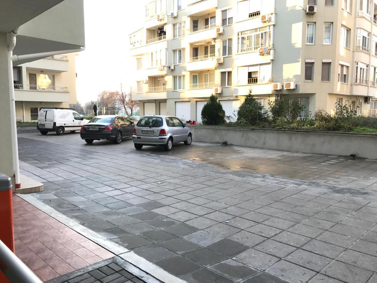 בורגאס Bright, Comfortable And Cozy Apartment מראה חיצוני תמונה